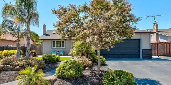 1931 Sauterne Way
