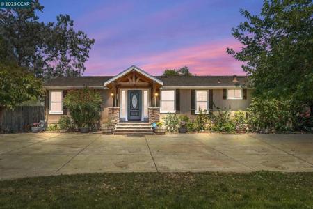1950 Tule Ln