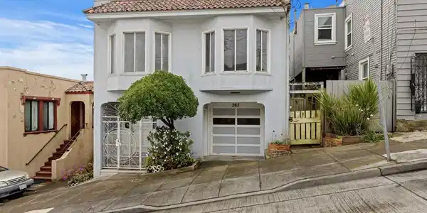 263 Rhine St