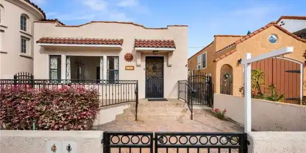 161 Santa Ana