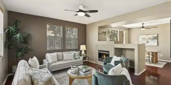 1562 Paseo Aurora