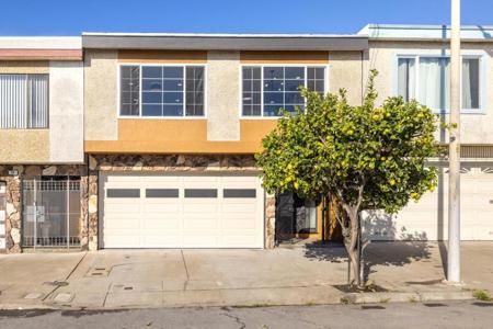 24 Tomaso Court