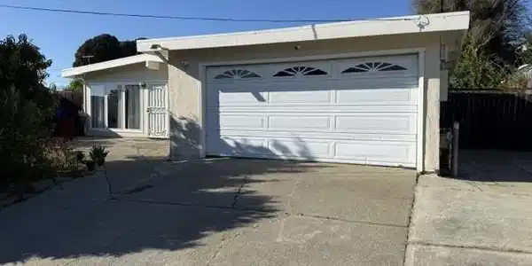 1811 Espanola Dr