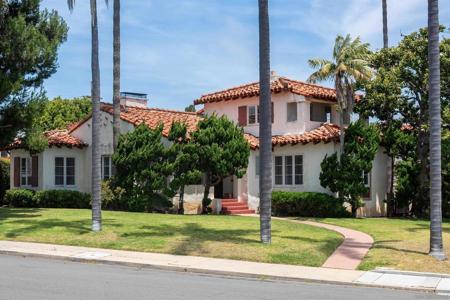 3702 Lotus Drive
