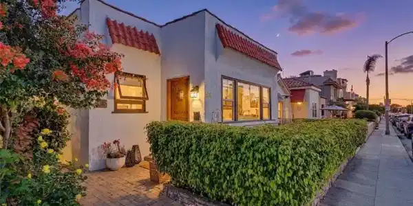 209 La Verne