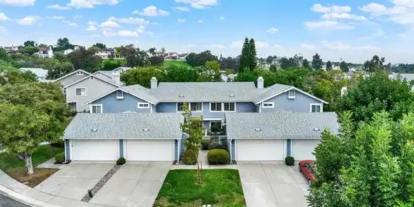 350 Windjammer Cir