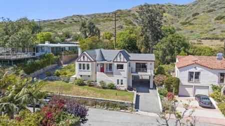 2371 Foster Avenue