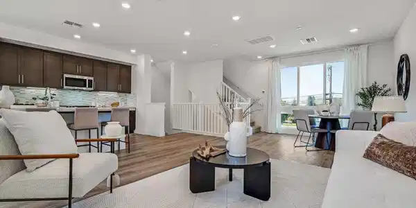 45208 Fremont Blvd