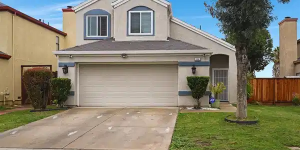 570 Mockingbird Ln