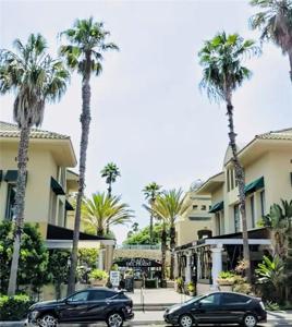 1211 Cabrillo