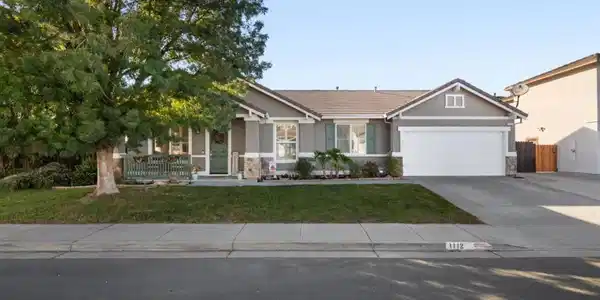 1112 Park West Drive