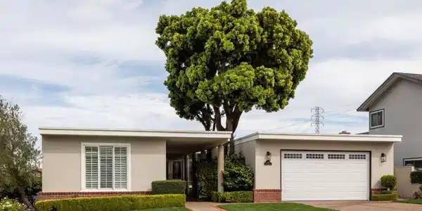 818 Crestview Drive