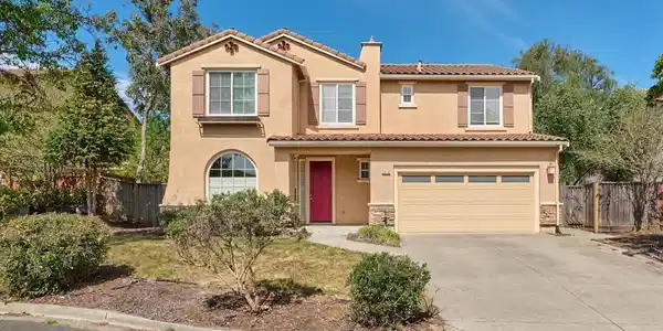 2919 Carlingford Ln