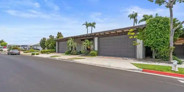 1542 Galaxy Drive