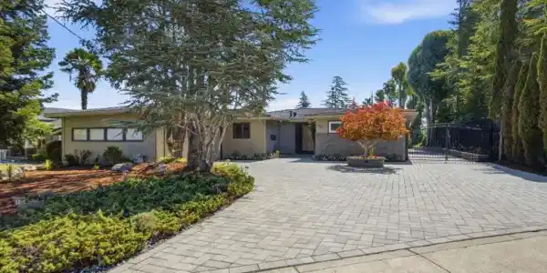 886 Heather Drive