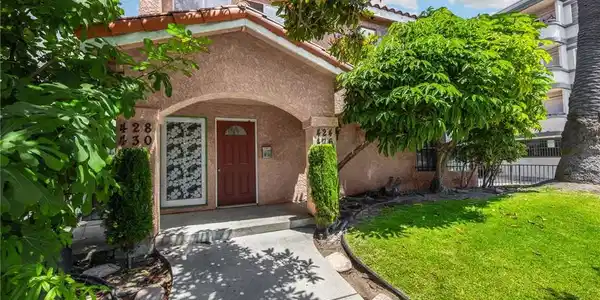 426 Daisy Avenue