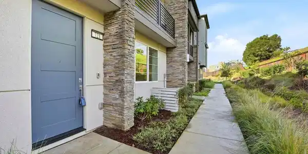721 721 Delve Ct