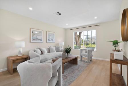 4243 Comet Circle