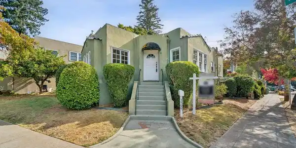 3900 Laurel Ave