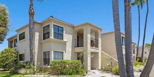 3190 CAMINO ARROYO