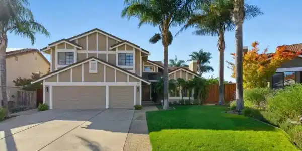 108 Mesa Verde Way