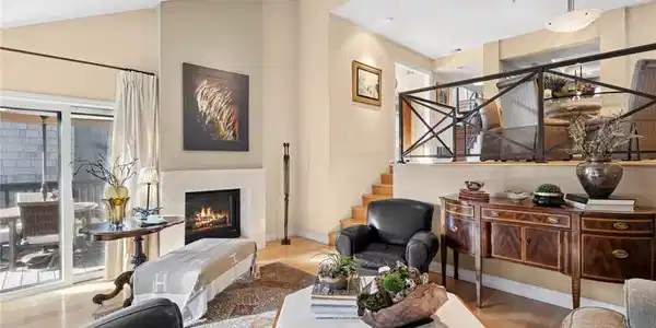 24 Canyon Island Drive