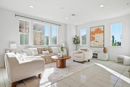 5758 Pandorea Terrace