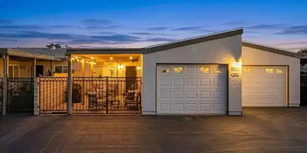1020 Turnstone
