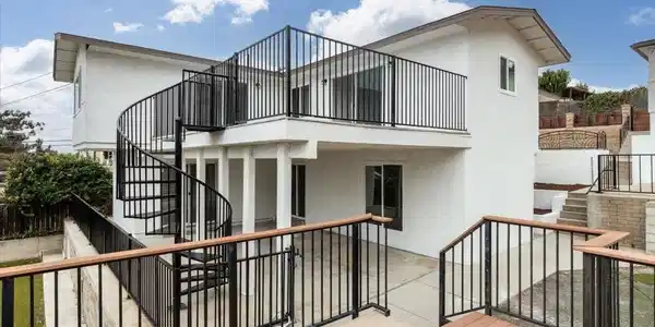 3007 Shelby Dr