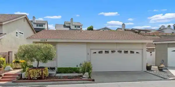 3329 Vivienda