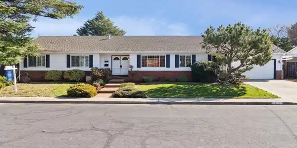 3770 3770 Boxwood Ct
