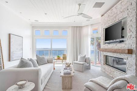1500 E Ocean Boulevard