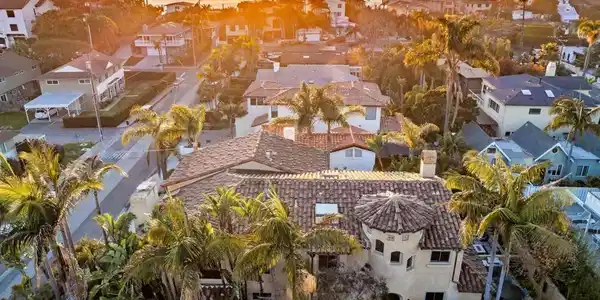 112 La Veta Avenue