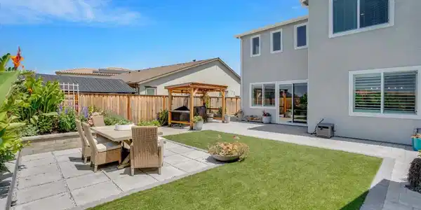 5508 Woodbine Way
