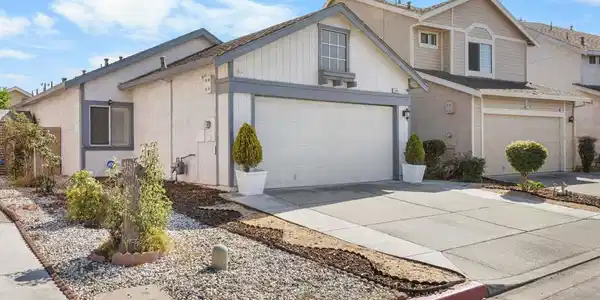 2041 Star Pine Way