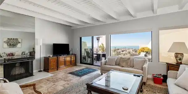 736 Gould Avenue