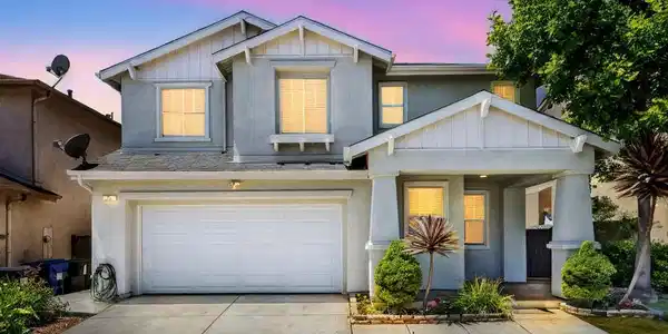 93 Vista Pointe Drive