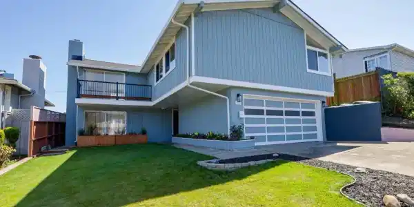 2575 Bantry Lane