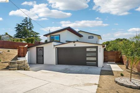 449 GILCREST
