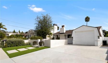 147 W Avenida Cornelio