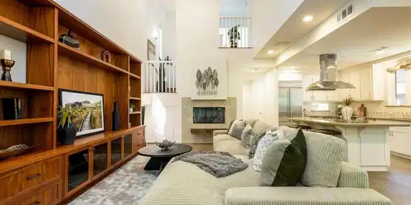 6 Barneson Avenue