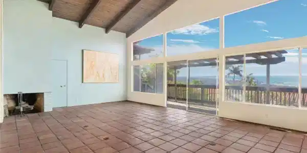 1806 Sunset Drive