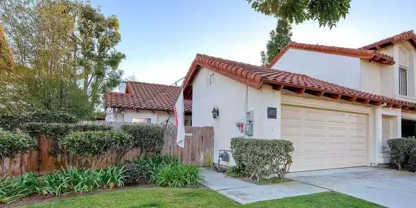 2037 Countrywood Way