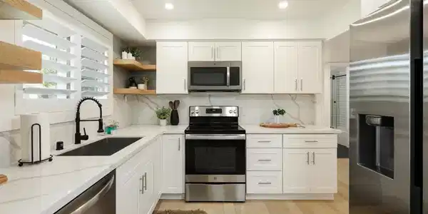 3660 N Vista Campana