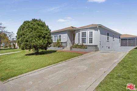 6727 W 87th Place