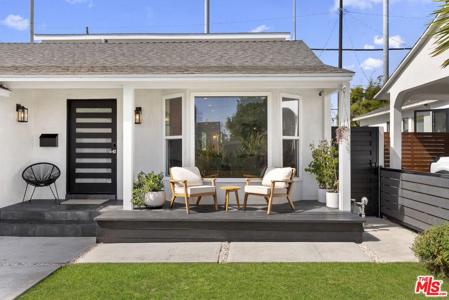 3867 Lyceum Avenue
