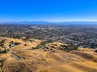 1321 NE Terra Vista Court