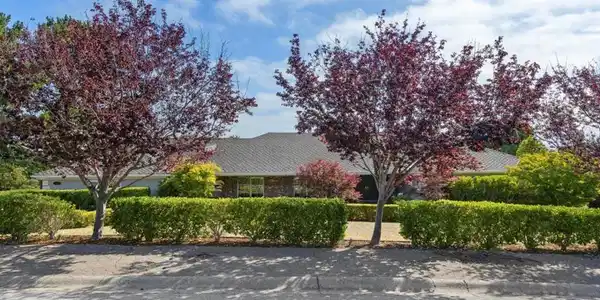 995 Woodland Drive