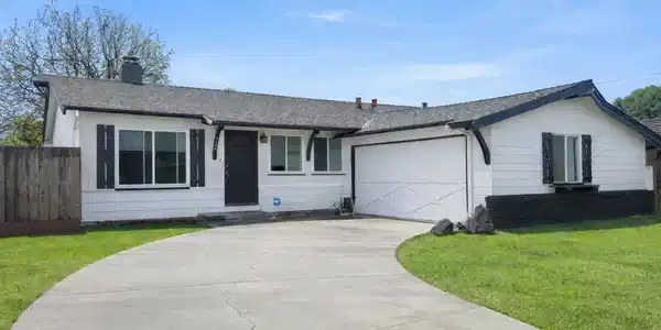 2320 Bermuda Ln