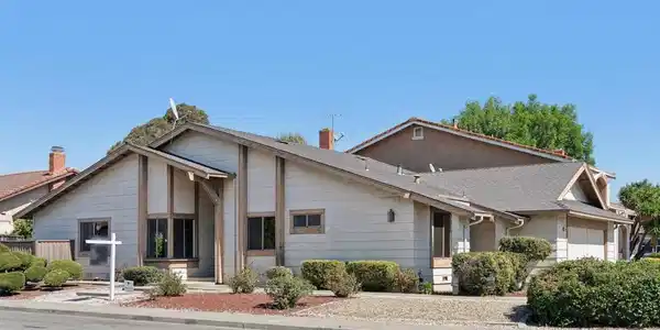804 Crocus Drive